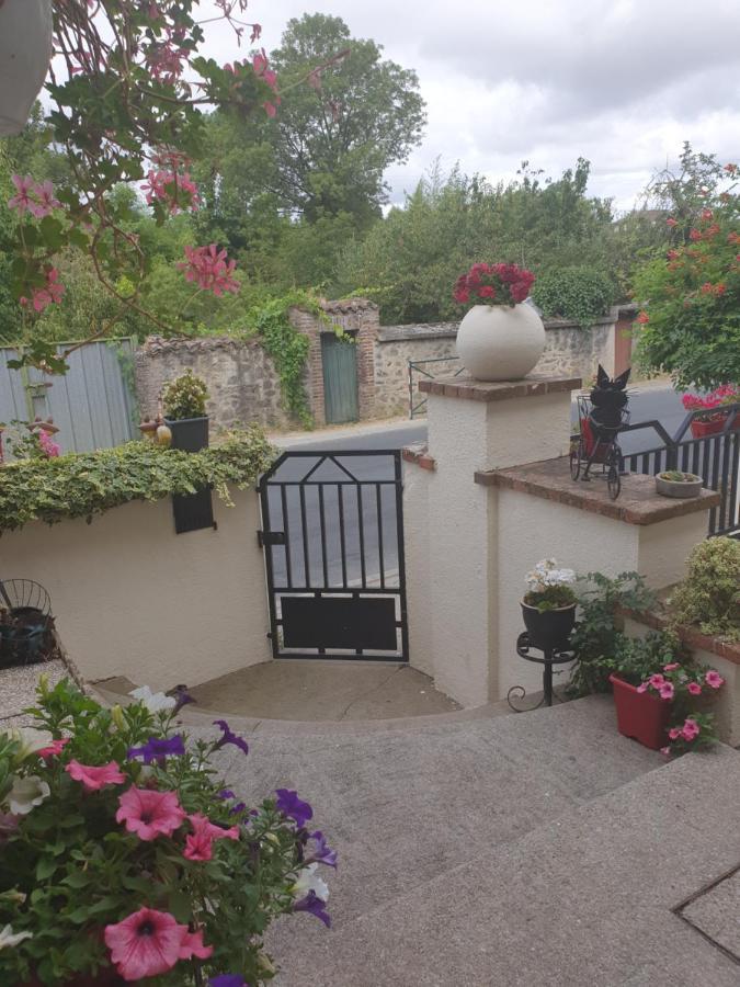 Sunset House Chambres De Hotes Magnac-Laval Dış mekan fotoğraf
