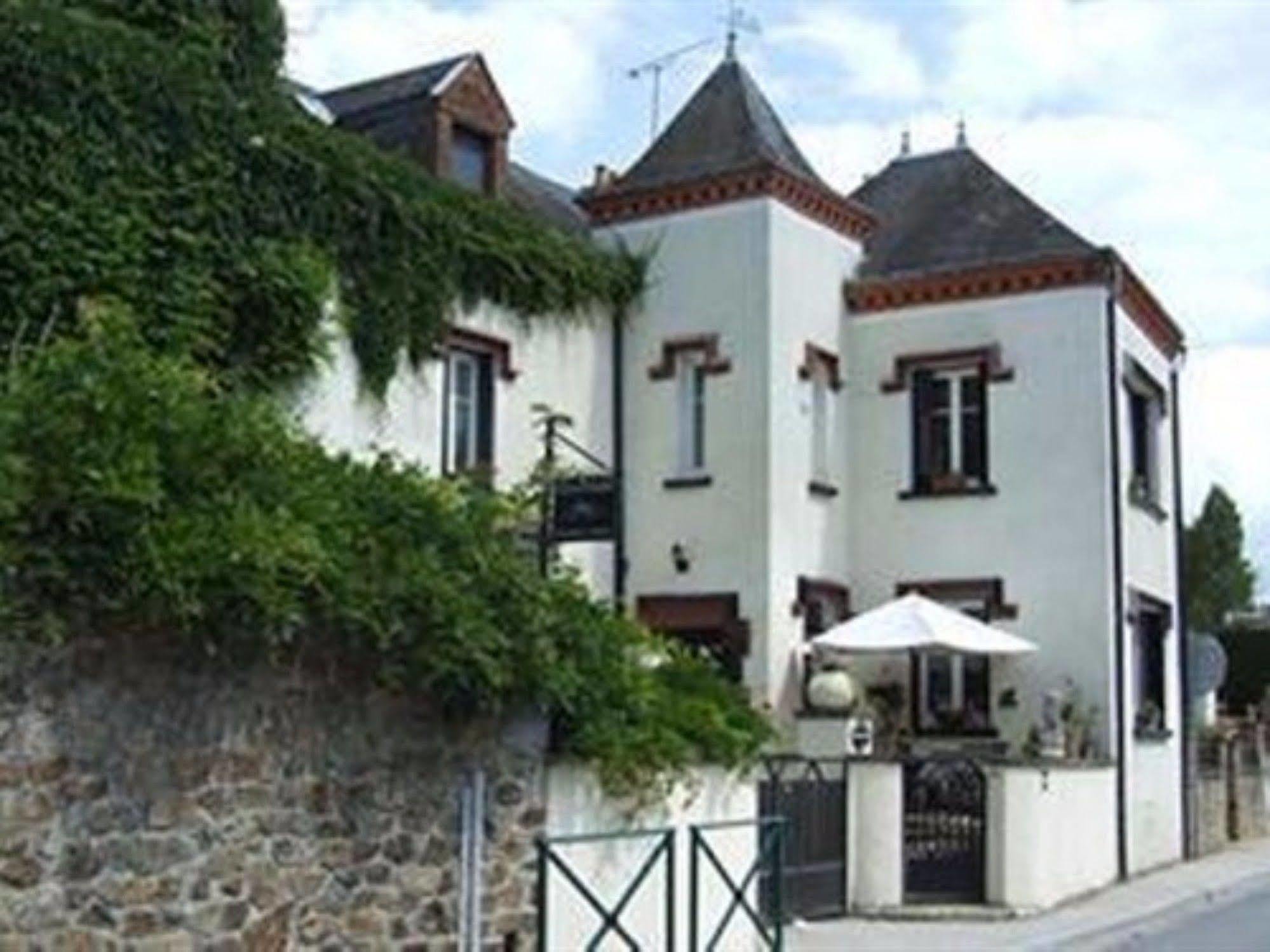 Sunset House Chambres De Hotes Magnac-Laval Dış mekan fotoğraf